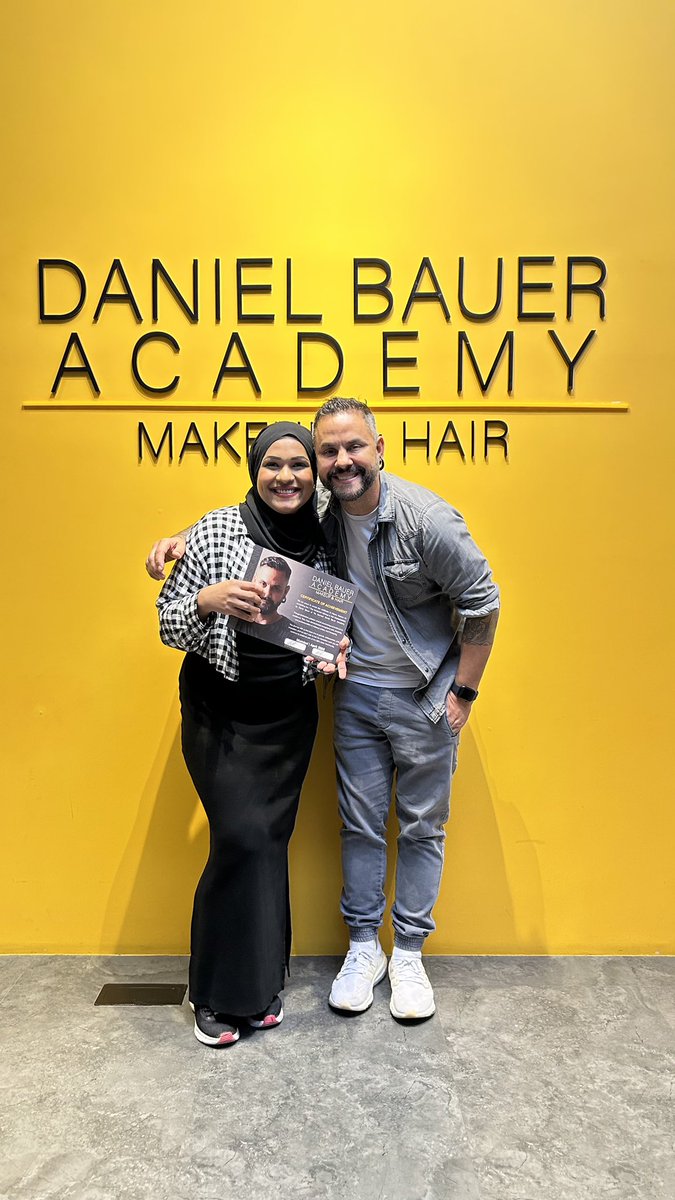 danielbaueracad's tweet image. Artists from every corner of India- and even the Maldives; came together for the #DanielBauer 7-Day Master Session, not just to learn but to evolve at Daniel Bauer Academy in Mumbai #bestmakeupacademy