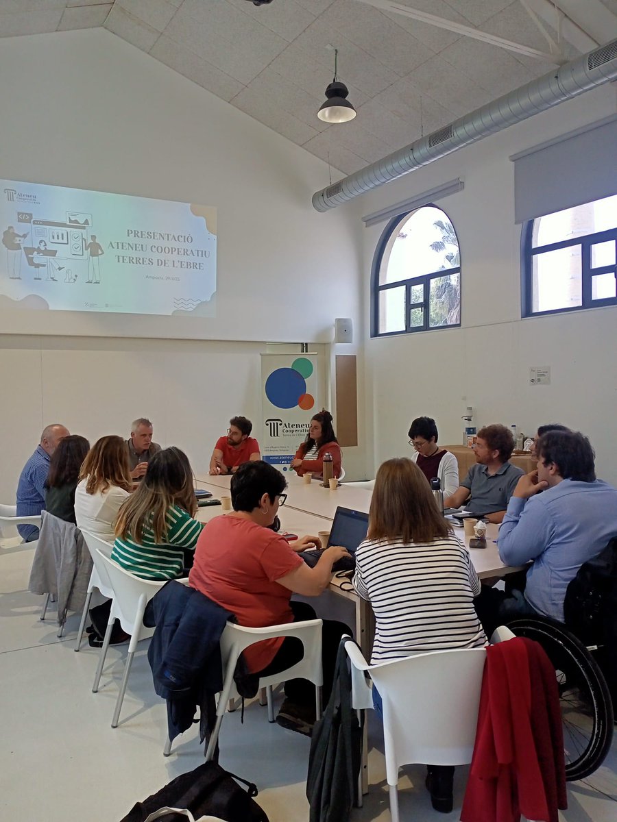 Avui som a Amposta acompanyant el director general d'<a href="/econ_socialcat/">Economia social</a>, <a href="/davidbonvehi/">David Bonvehí</a>, a la visita a l'<a href="/ateneucoopte/">Ateneu Cooperatiu de les Terres Ebre</a>. Hem començat trobar-nos amb l'equip tècnic i les entitats promotores d'un Ateneu més necessari que mai en un territori com les Terres de l'Ebre