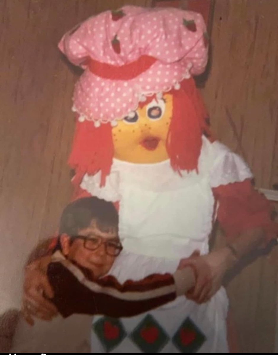 42 years ago Strawberry Shortcake cut off the circulation to my limbs. Look at That fn grip!