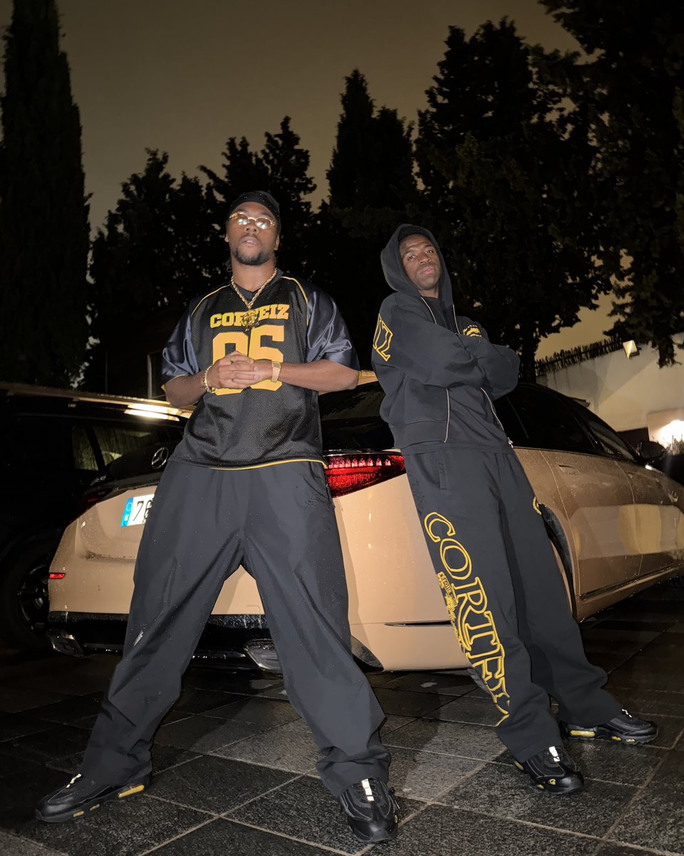 PRA CIMA‼️ 🤙🏽😤

HONEY BLACKS. APRIL 30TH.