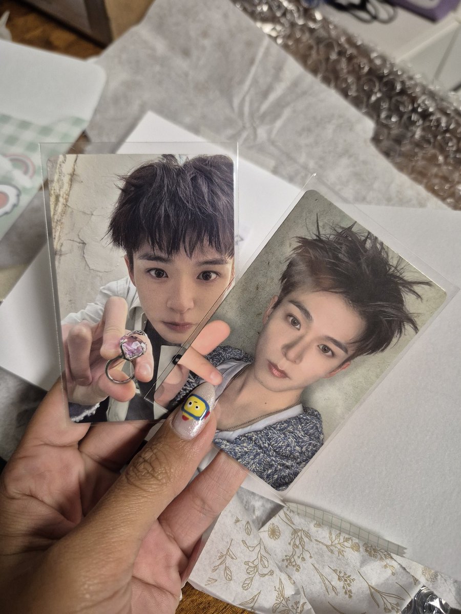 i4ncity's tweet photo. . ˖°💌 happy mail ! ⭒

feedback super positivo para a @kyutiesmile que abriu ceg desses regulares de pleasure lindos! a ceg foi super tranquila e rápida, chegou muito bem embalado e seguro em casa e cheio de brindes, eu amei 💗🥹 https://t.co/yn6vzstWwS