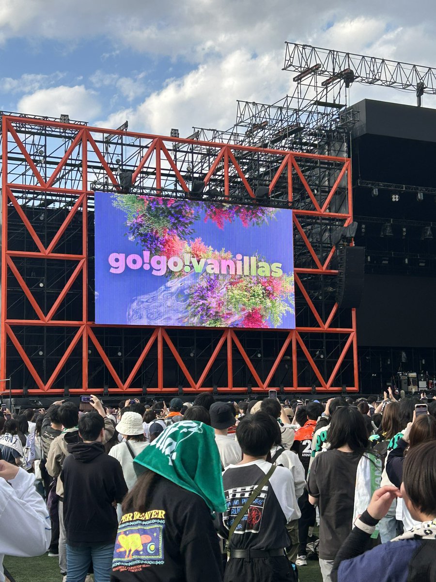 betamsonsonson's tweet photo. go!go!vanillas

パラデジャで見たのが最後
後味が良くなかったから、今回楽しみにしてた
やはり最高だった！SHAKEからエマまでの流れが特に！
最高でした！
#gogovanillas
#JAPANJAM
#JAPANJAM2025 
#sunsetstage https://t.co/jBPwJx7Etx