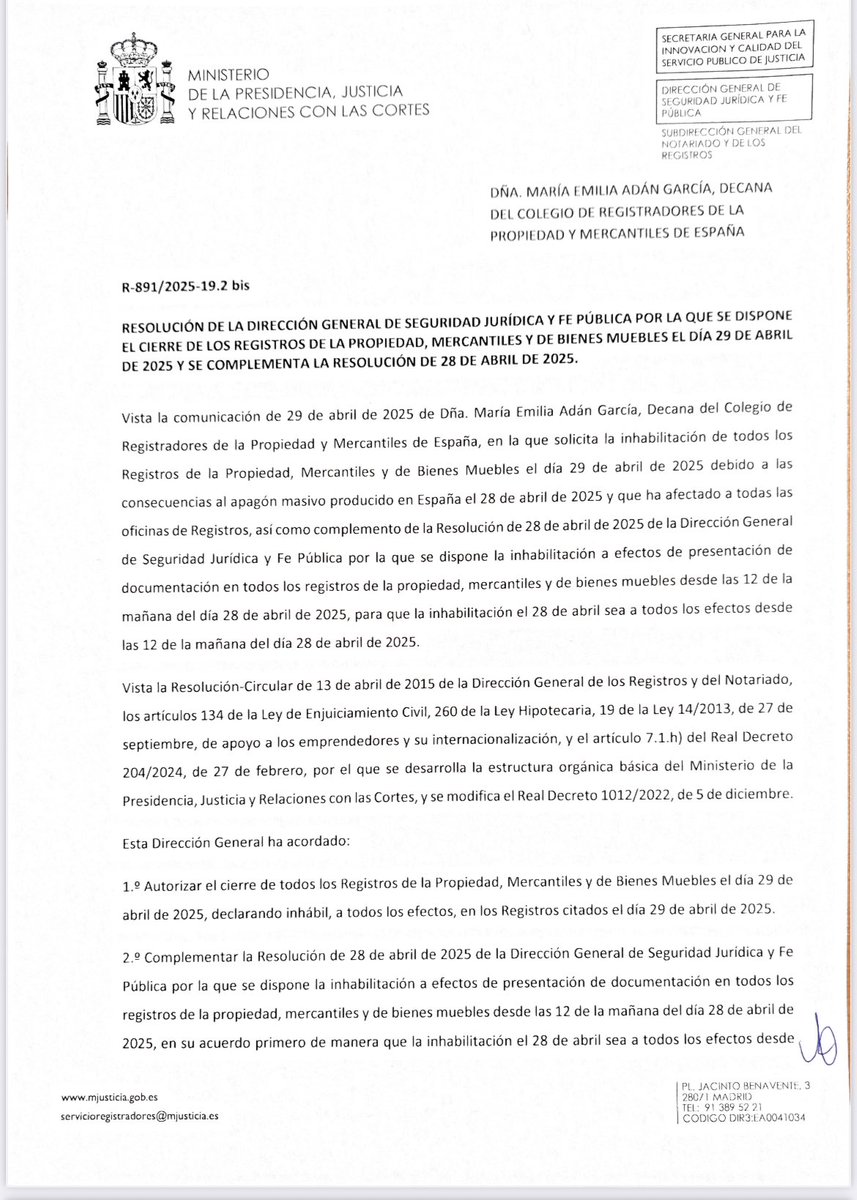 Registrador_es's tweet photo. Los registros de la propiedad, mercantiles y de bienes muebles de España permanecen hoy cerrados. 

La sede electrónica está operativa para presentar documentos y solicitar información. https://t.co/rtuyrreFf4