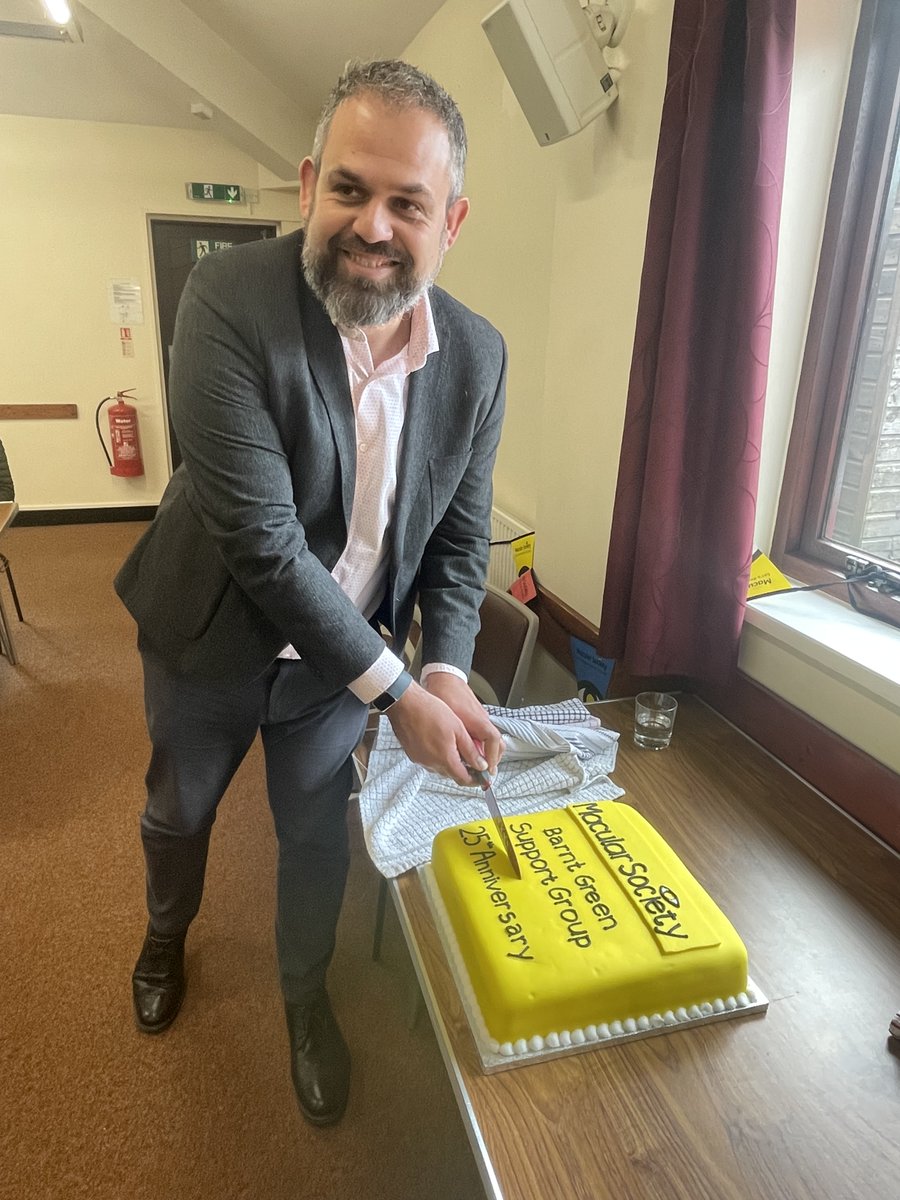 UoB School of Infection, Inflammation & Immunology (@uobinfectionsch) on Twitter photo Our research team had a lovely afternoon last Friday with the Barnt Green <a href="/MacularSociety/">Macular Society</a> support group celebrating their 25th anniversary 🎉
Dr Lisa Hill & her team spoke about AMD research, patient priorities, novel treatments - all followed up with cake! 🎂
#MacularDisease Our research team had a lovely afternoon last Friday with the Barnt Green <a href="/MacularSociety/">Macular Society</a> support group celebrating their 25th anniversary 🎉
Dr Lisa Hill & her team spoke about AMD research, patient priorities, novel treatments - all followed up with cake! 🎂
#MacularDisease