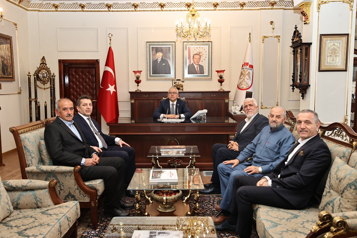 KayseriGemDer's tweet photo. Kayseri Sivaslılar Federasyonu’nun gerçekleştirdiği ziyaret programına dernek olarak katılım sağladık.
Birlik ve dayanışma içinde, hemşehrilerimizle güçlü bir iletişim kurmaktan memnuniyet duyduk.

#SivaslılarPlatformu #GemereklilerDerneği #Kayseri https://t.co/MMLDwqhEem