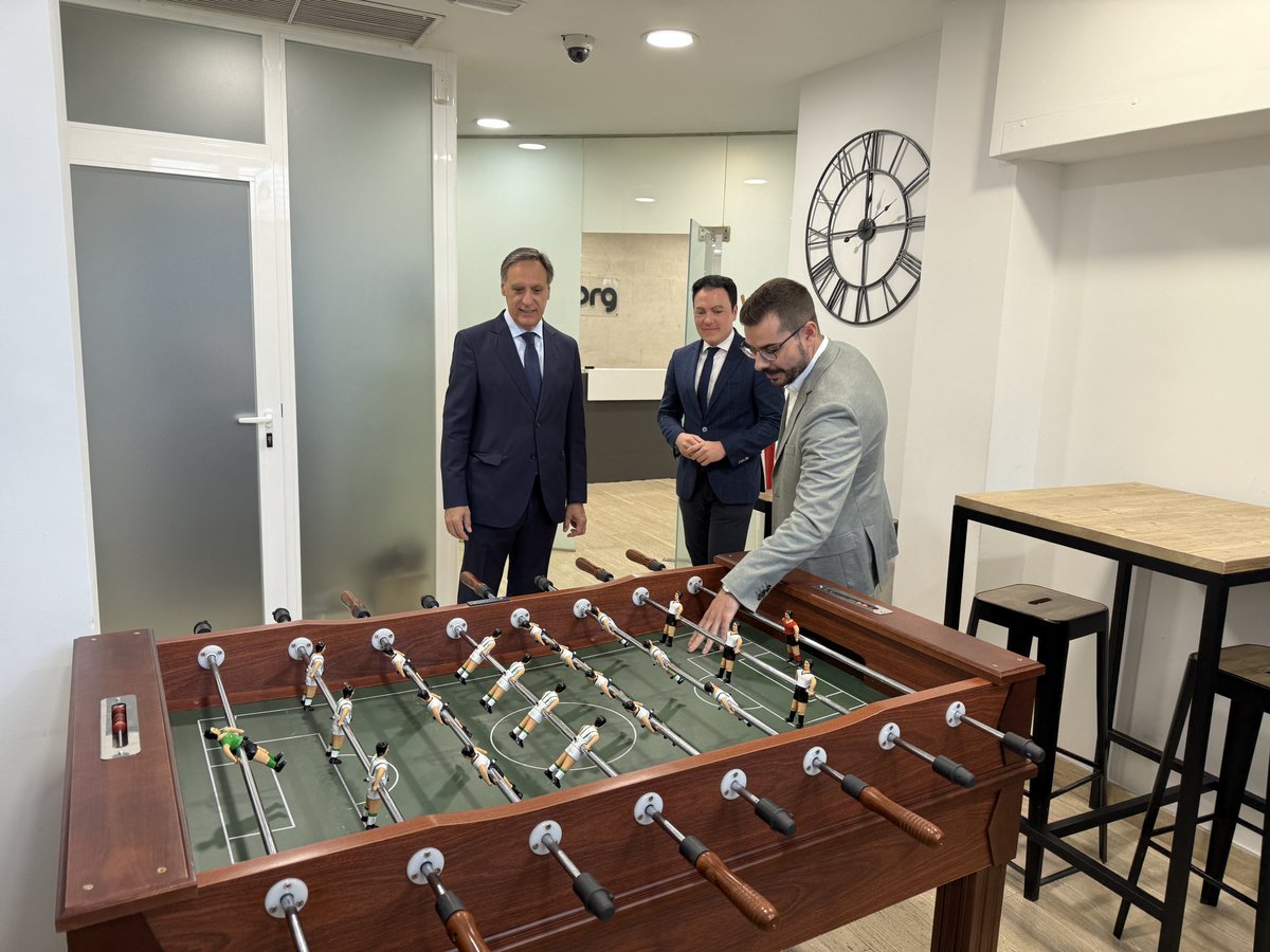 Carlos García Carbayo tweet media