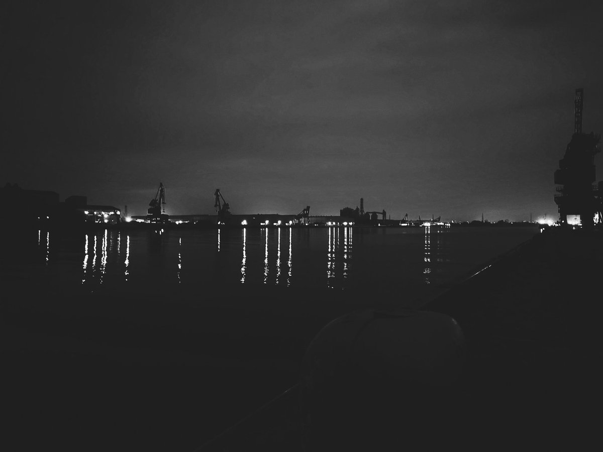 藻野クロエ (@mo_no_ku_ro_e) on Twitter photo 