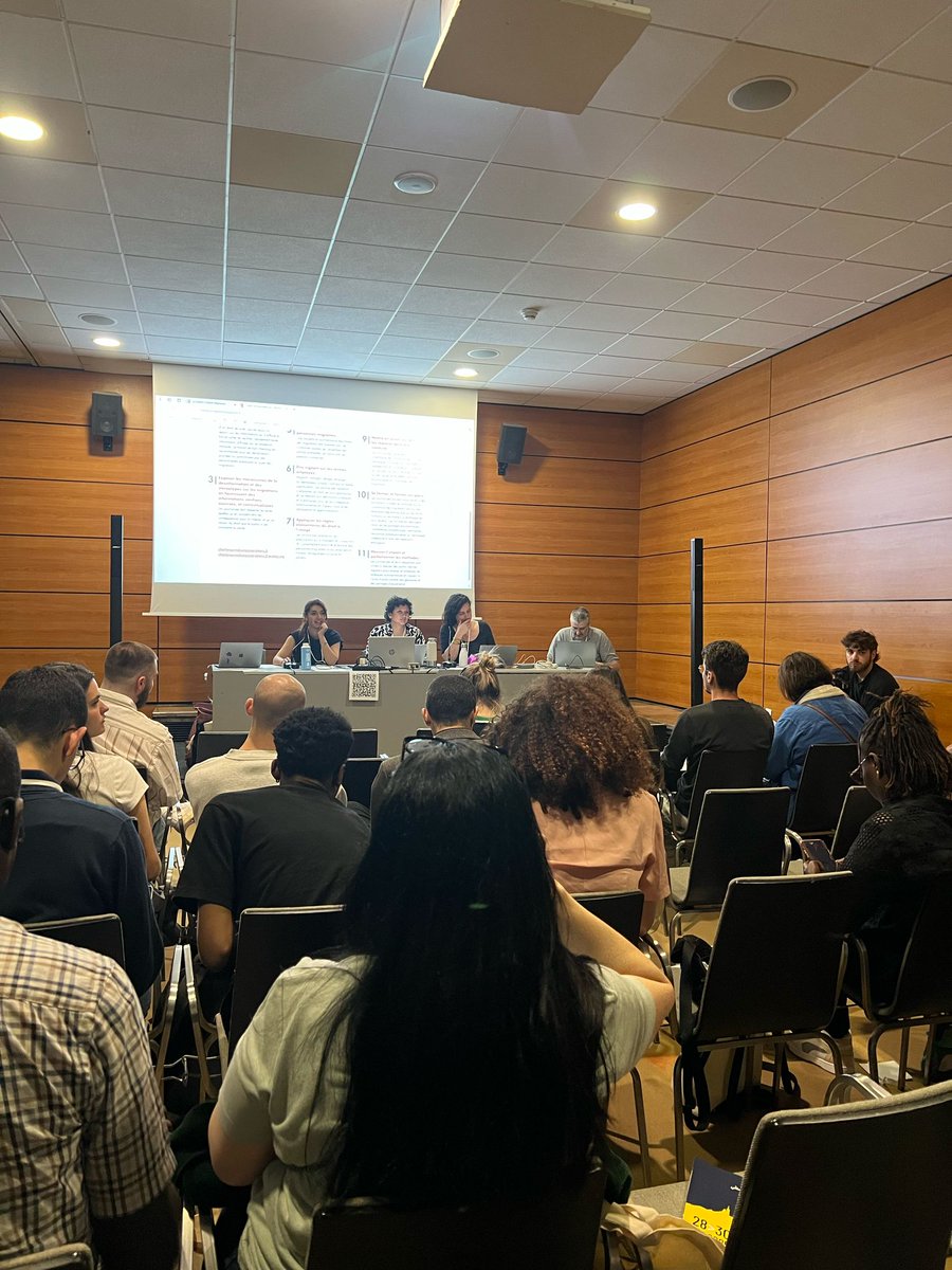 Désinfox Migrations (@desinfoxmig) on Twitter photo Ce matin, l'association Désinfox-Migrations était présente pour l'atelier de présentation de la Charte de Marseille.
Un beau moment d'échanges, en attendant la signature à 17h, vous pouvez nous retrouver aux <a href="/LesAssises/">Assises du Journalisme</a> du journalisme ! Ce matin, l'association Désinfox-Migrations était présente pour l'atelier de présentation de la Charte de Marseille.
Un beau moment d'échanges, en attendant la signature à 17h, vous pouvez nous retrouver aux <a href="/LesAssises/">Assises du Journalisme</a> du journalisme !