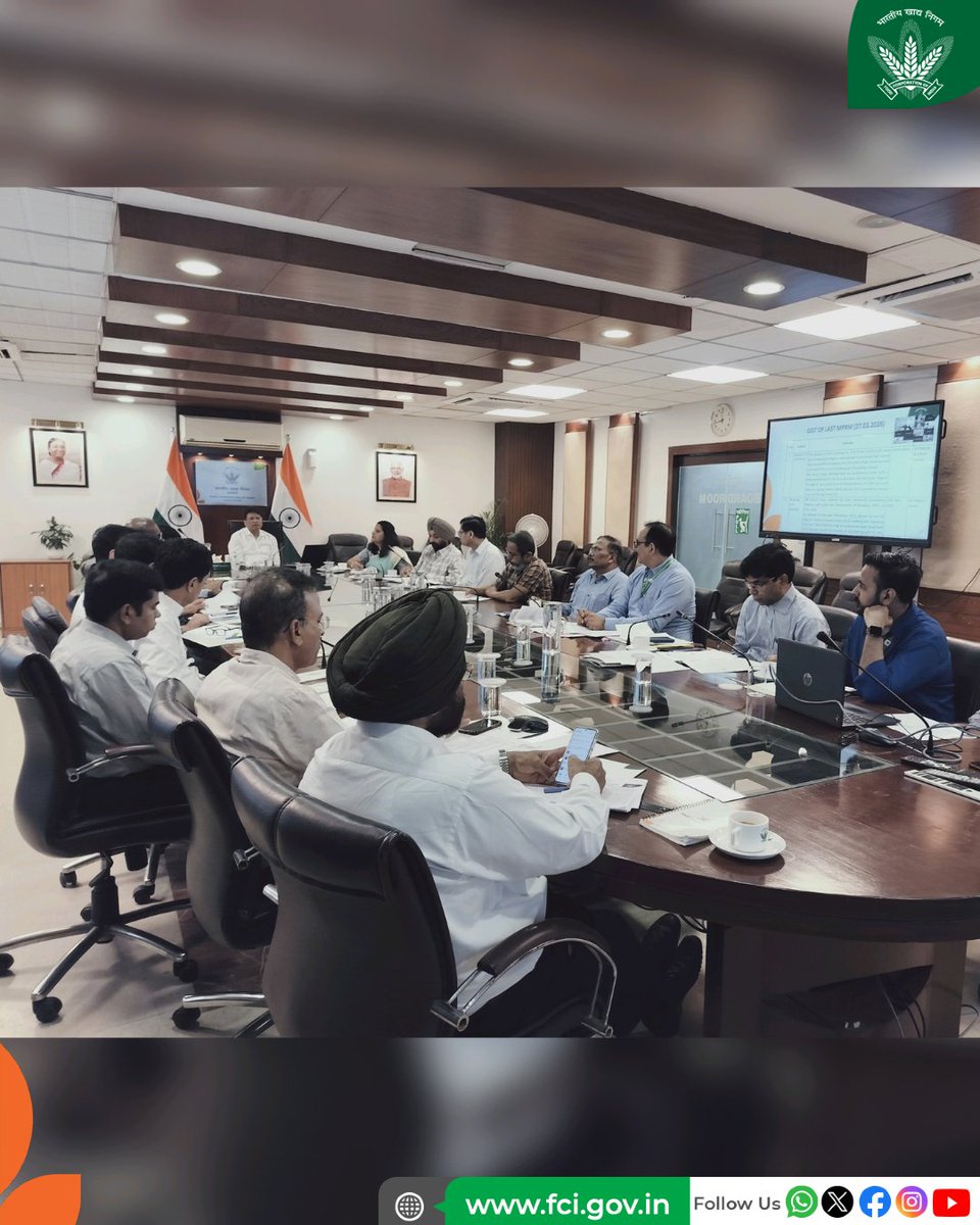 श्री आशुतोष अग्निहोत्री (भा.प्र.से.), अध्यक्ष एवं प्रबंध निदेशक, FCI, की अध्यक्षता में मुख्यालय, नई दिल्ली में मासिक समीक्षा बैठक आयोजित की गई, जिसमें निगम की विभिन्न गतिविधियों की प्रगति पर चर्चा की गई।

#FCI #MPR #MonthlyPerformanceReview #Meeting