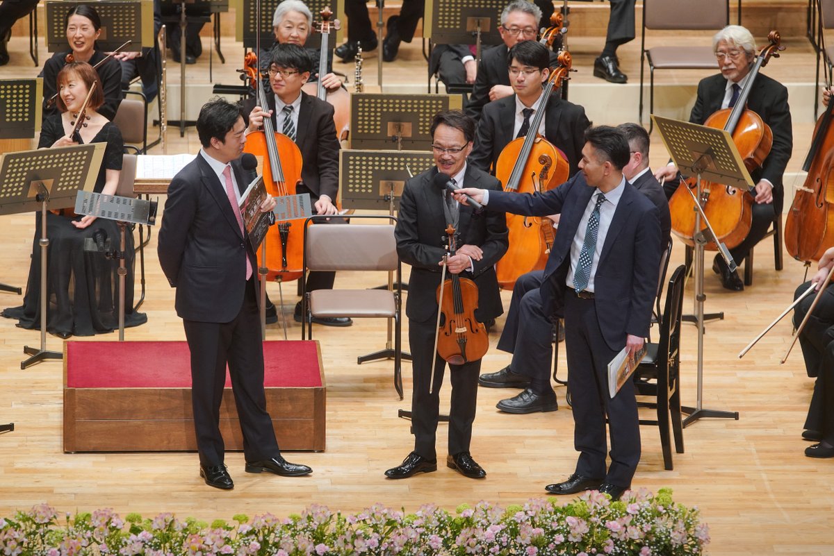 sendaiphil's tweet image. 今日は日立システムズホール仙台コンサートホールにて、日頃よりご支援をいただいているサポート会員の皆様を対象とした「感謝祭」を開催しました。指揮体験あり、スタッフ紹介あり、高関マエストロによる「運命」楽曲解説あり...笑顔にあふれるコンサートとなりました🎻