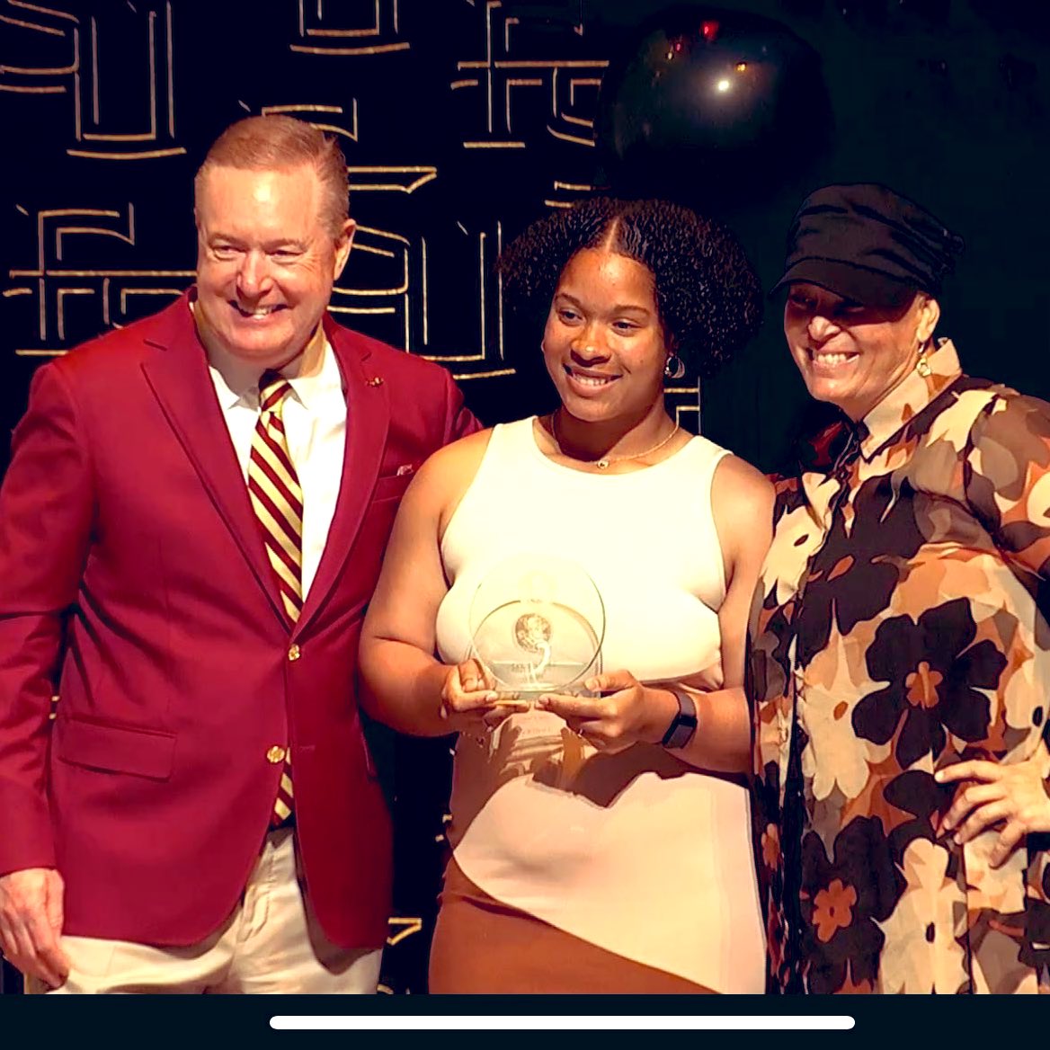 Lonni Alameda (@coach_alameda) on Twitter photo Had some fun last night sharing golden moments with the Nole family! Good tunes, good smiles & good people! Was a good night! Had some fun last night sharing golden moments with the Nole family! Good tunes, good smiles & good people! Was a good night!