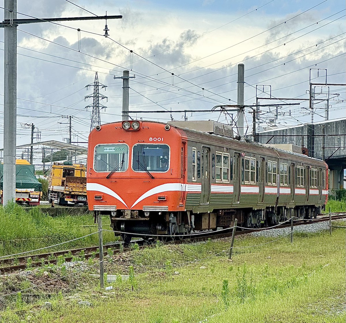 明日は休日出勤ですが昼には帰ってくるので
電車の撮影に行こうと思います。
東海道本線と新幹線と岳南電車かな

#岳南電車