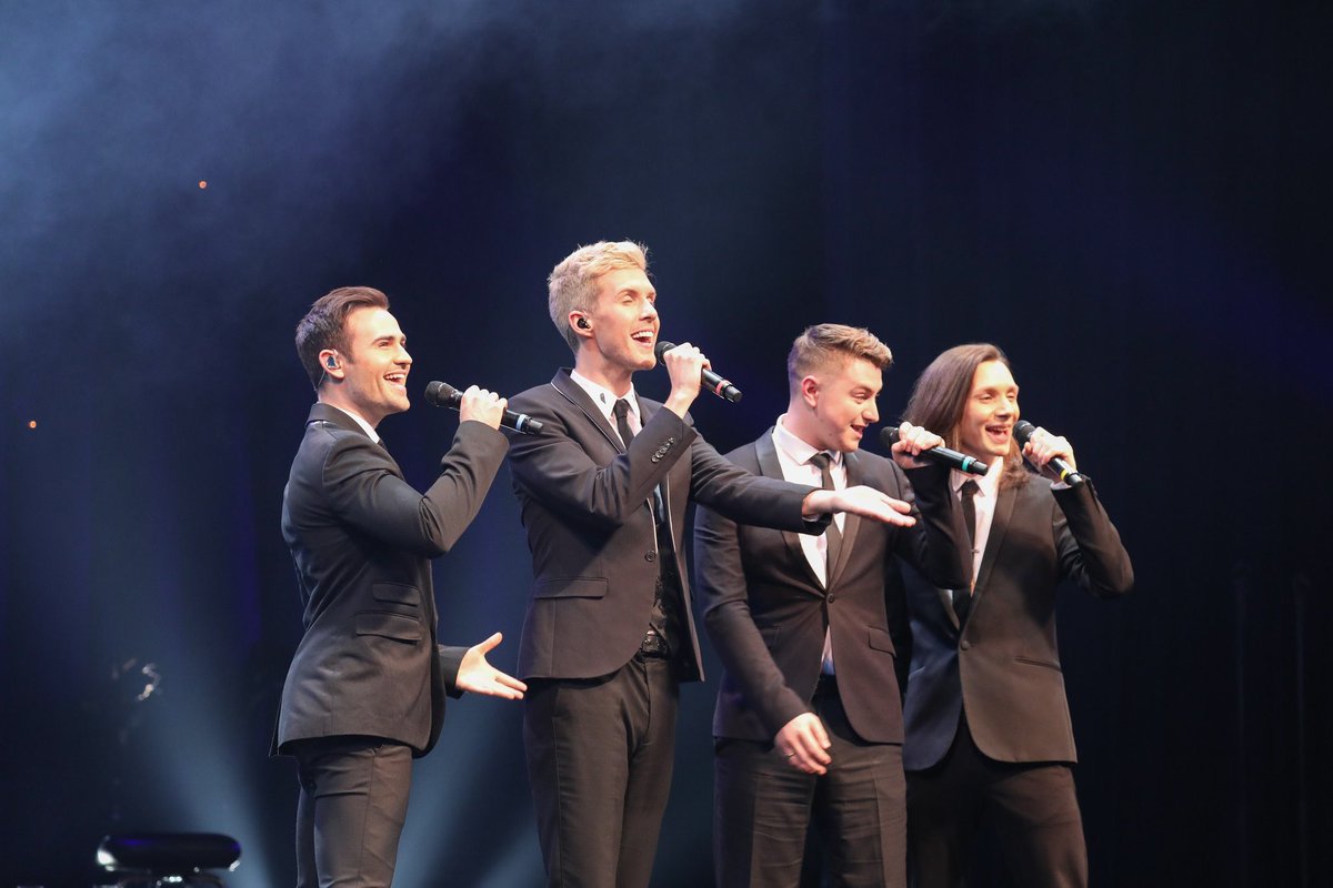 Collabro Japan Street Team tweet media