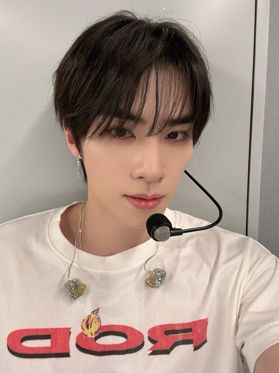 Visionteaa's tweet image. 🦖🫧

Setelah kerja Aku langsung cepet cepet pergi latihan

@Visionteaa