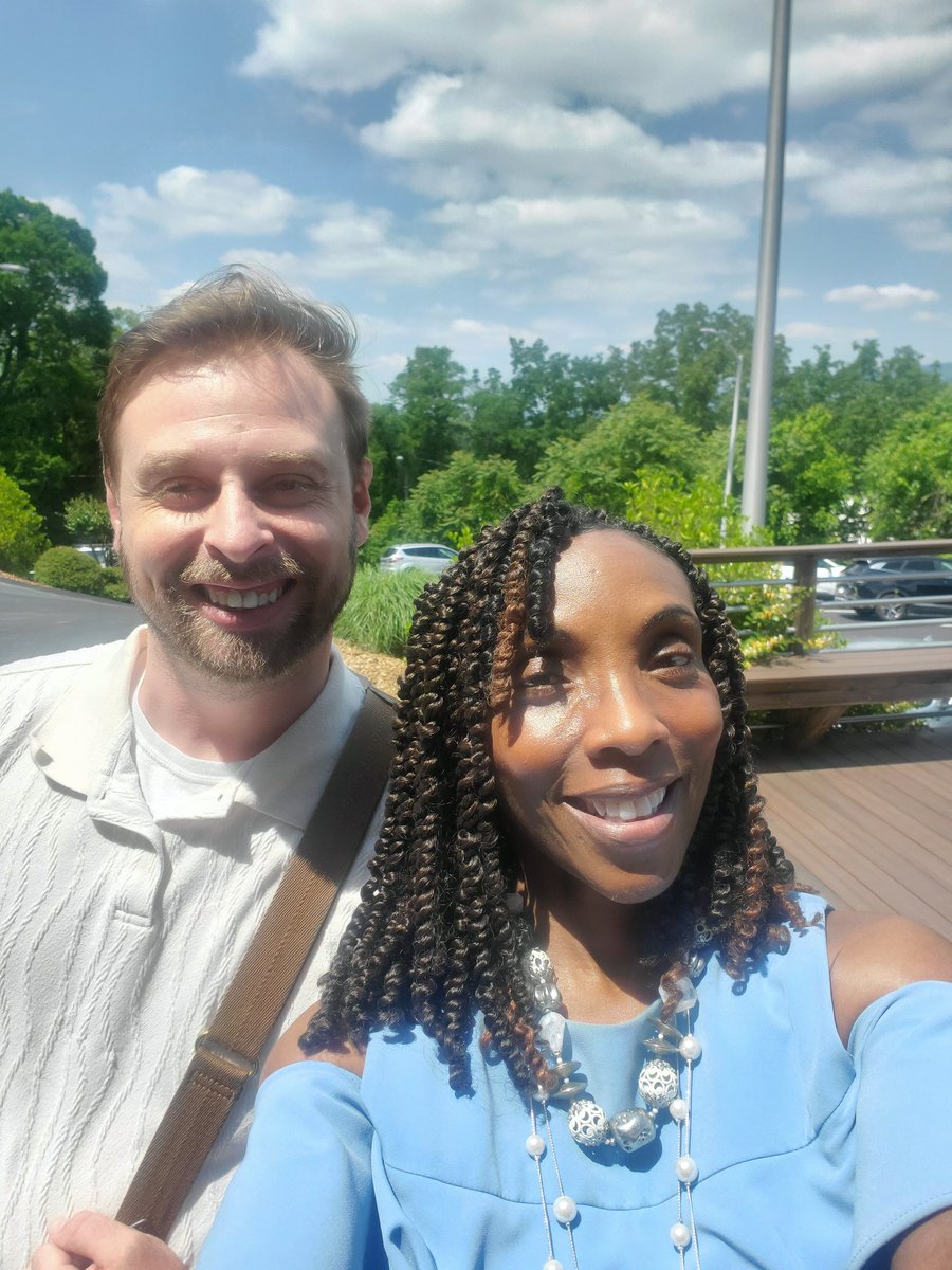 LaTriceCurrie3's tweet image. "Hey Girl" I will so miss you guys. Best of luck.
#Goodluck
#nextstop