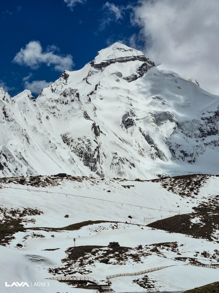 LavaMobile's tweet image. #ContestAlert
What's your dream destination to escape this heat?🫠

#ShotOnAGNI3 “Surrounded by the serene beauty of Parvati Kund, I was reminded that some journeys aren't about the destination, but finding the divine within.”🏔️ - Shubham

T&amp;amp;C Apply
#FramesOfIndia #ProudlyIndian