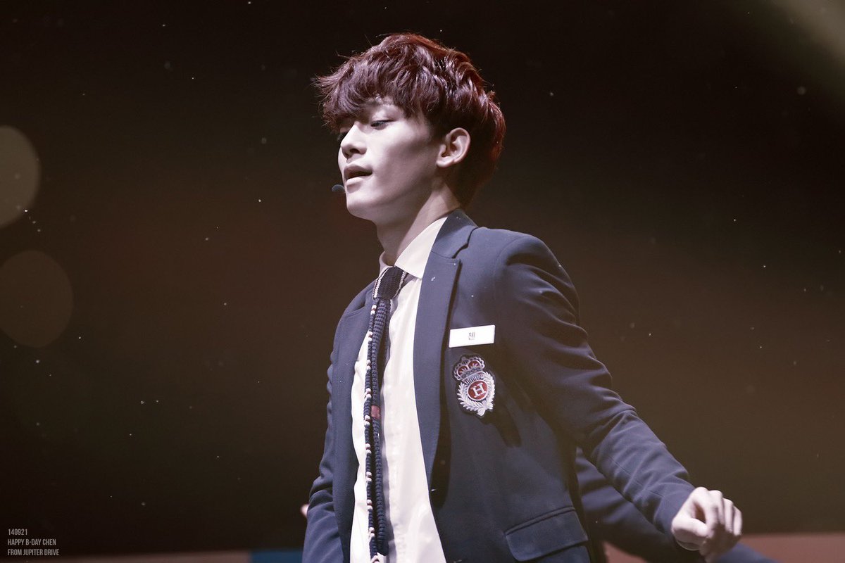 조각나버린 심장 위에 너와 내가 춤을 춰

- Broken Party

#CHEN #첸 <a href="/CHEN_INB100/">CHEN_official</a> 
#EXO #엑소 <a href="/weareoneEXO/">EXO</a>