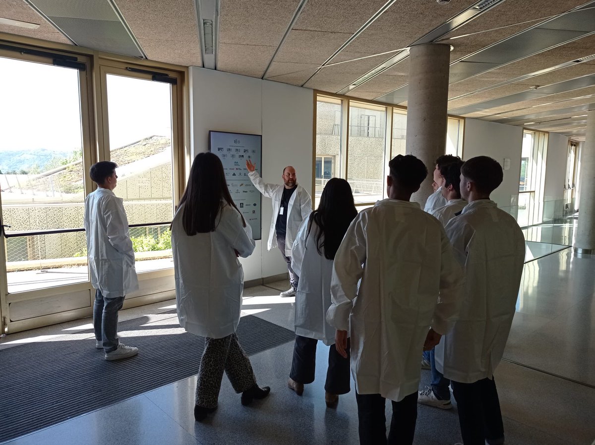 iNNoVaNDiS - Universidad de Deusto (@innovandis) on Twitter photo Lxs 21G han podido disfrutar de la última visita de este curso, donde han podido conocer de primera mano el <a href="/bculinary/">BasqueCulinaryCenter</a> y las actividades que configuran su estrategia actual y futura. Agradecer a <a href="/BegoRodriguezR/">Begoña Rodríguez</a> y a todo su equipo por el trato brindado. Mila esker! 💛 Lxs 21G han podido disfrutar de la última visita de este curso, donde han podido conocer de primera mano el <a href="/bculinary/">BasqueCulinaryCenter</a> y las actividades que configuran su estrategia actual y futura. Agradecer a <a href="/BegoRodriguezR/">Begoña Rodríguez</a> y a todo su equipo por el trato brindado. Mila esker! 💛