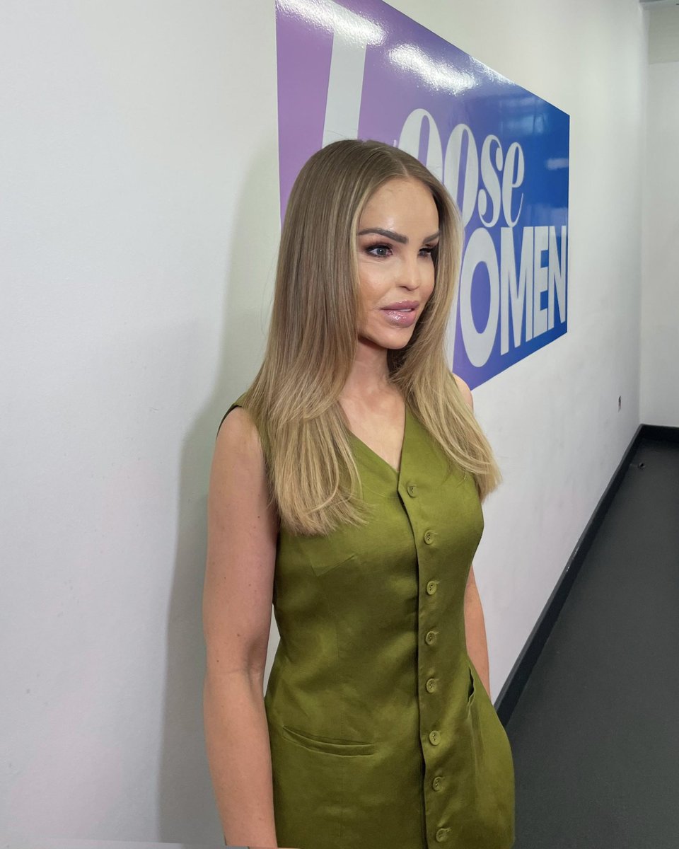 See you on <a href="/loosewomen/">Loose Women</a> in 5 💋