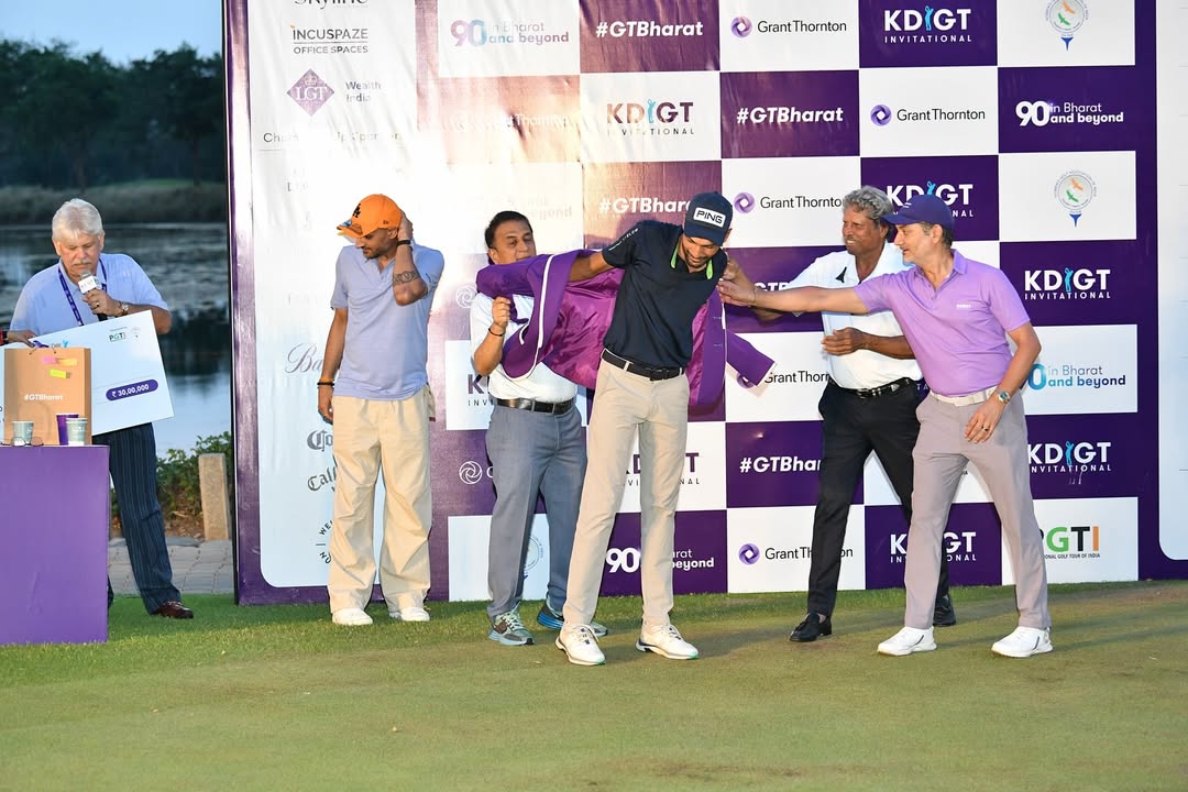 pgtofindia's tweet photo. Stills from the #KDGT2025 presentation ceremony held at the Prestige Golfshire where Angad Cheema was crowned champion🏆
#KDGT #KDGT2025 #KapilDev #IndianGolf https://t.co/XJntoNoyfM