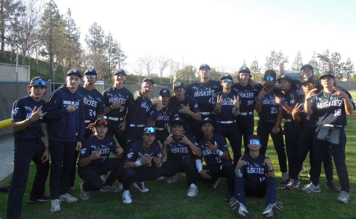 210 Prep Sports (@210prepsports) on Twitter photo Baseball: <a href="/CHHSbaseball/">Chino Hills HS Baseball</a> 1, <a href="/rchsbsball/">RCHS Baseball</a> 0. Four CHHS pitchers combined on a four-hit shutout against the Baseline League’s first place team. <a href="/brodyb2026/">Brody Buoncristiani</a> <a href="/Baldomino_Drew/">Andrew Baldomino</a> <a href="/Joshua_Mendez17/">Joshua Mendez (uncommitted) baseball</a> <a href="/Jacob_Jimenez08/">Jacob Jimenez</a> 210prepsports.com/2025/04/29/mat… Baseball: <a href="/CHHSbaseball/">Chino Hills HS Baseball</a> 1, <a href="/rchsbsball/">RCHS Baseball</a> 0. Four CHHS pitchers combined on a four-hit shutout against the Baseline League’s first place team. <a href="/brodyb2026/">Brody Buoncristiani</a> <a href="/Baldomino_Drew/">Andrew Baldomino</a> <a href="/Joshua_Mendez17/">Joshua Mendez (uncommitted) baseball</a> <a href="/Jacob_Jimenez08/">Jacob Jimenez</a> 210prepsports.com/2025/04/29/mat…