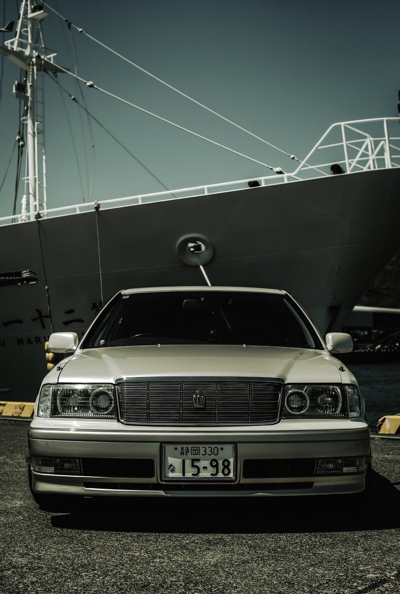 RSTYLE39062124's tweet photo. 同級生に写真撮ってもらったので
まだまだ作りかけですが
jzs151 ロイヤルツーリング　H10年式
少しでもいいねと思ったらフォロリツおなしゃす！ https://t.co/GhEq1BNNek