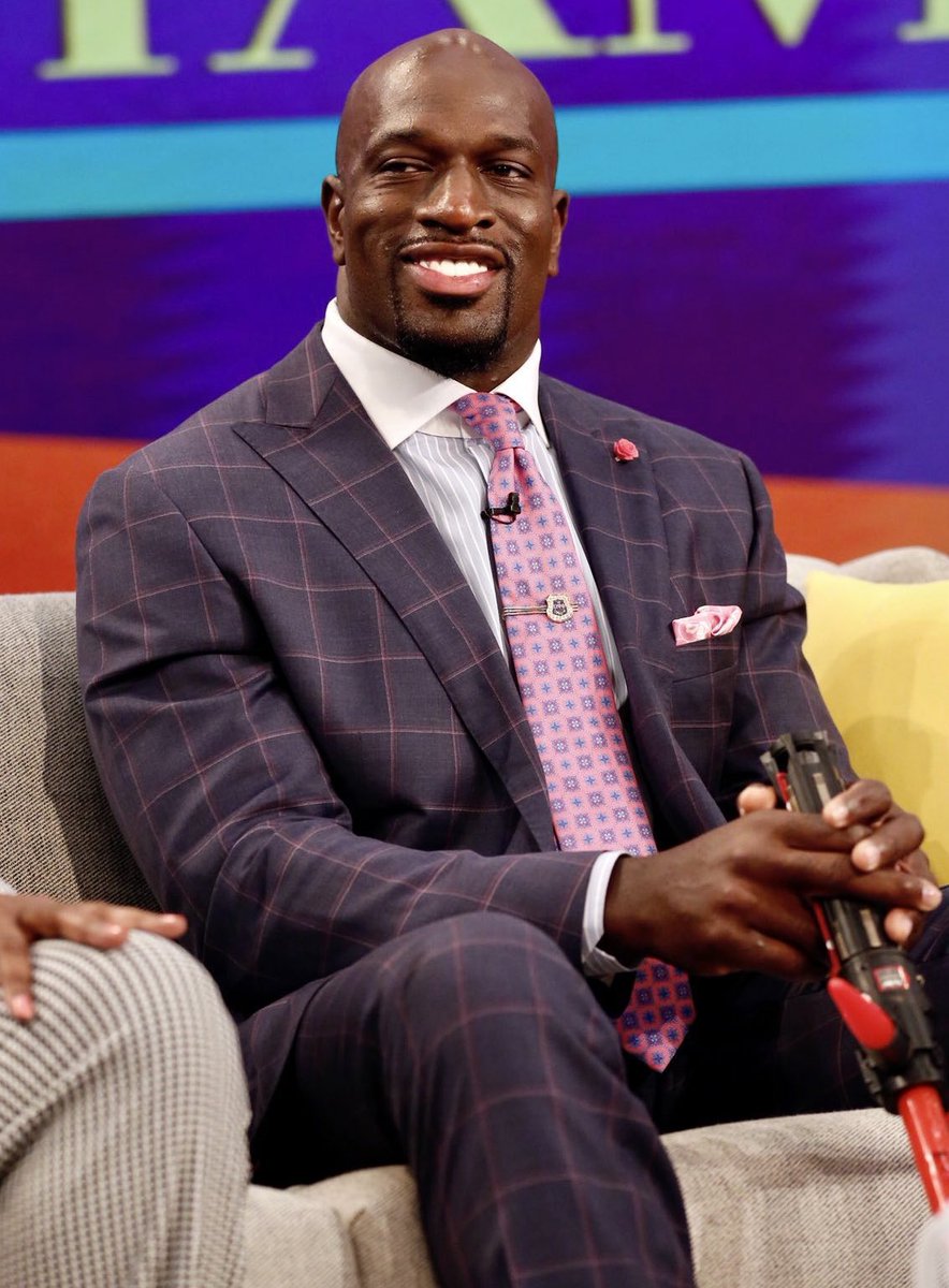 Chupacabra_01's tweet photo. 🎂Happy Birthday to Titus O’Neil! @TitusONeilWWE #TitusONeil #WarriorAward #PrimeTimePlayers #SlaterGator #FloridaGators #WWE #NXT #ECW #NWA #WCW #TNA #ROH #AEW #MLW #LuchaLibreAAA #CMLL #NJPW #ProWrestlingNoah #AJPW https://t.co/O7A7wYUxTc