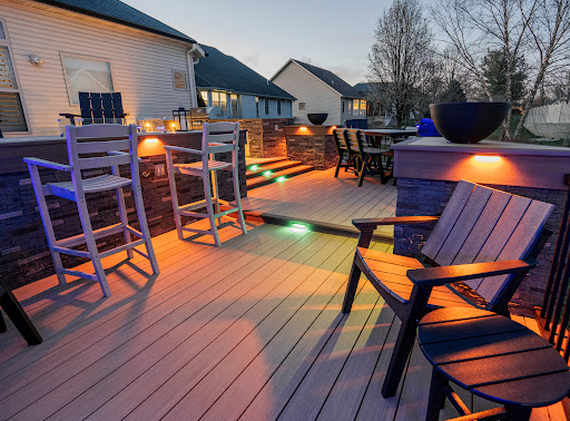 Tru_Scapes's tweet photo. Get a sneak peek of the Oaks project by @deckbuilding101! We are so excited to announce that this stunning project showcasing our vibrant color-changing deck lights, will be featured in the next issue of Deck Specialist Magazine! 😎🏡✨ https://t.co/SNWtNC40iA