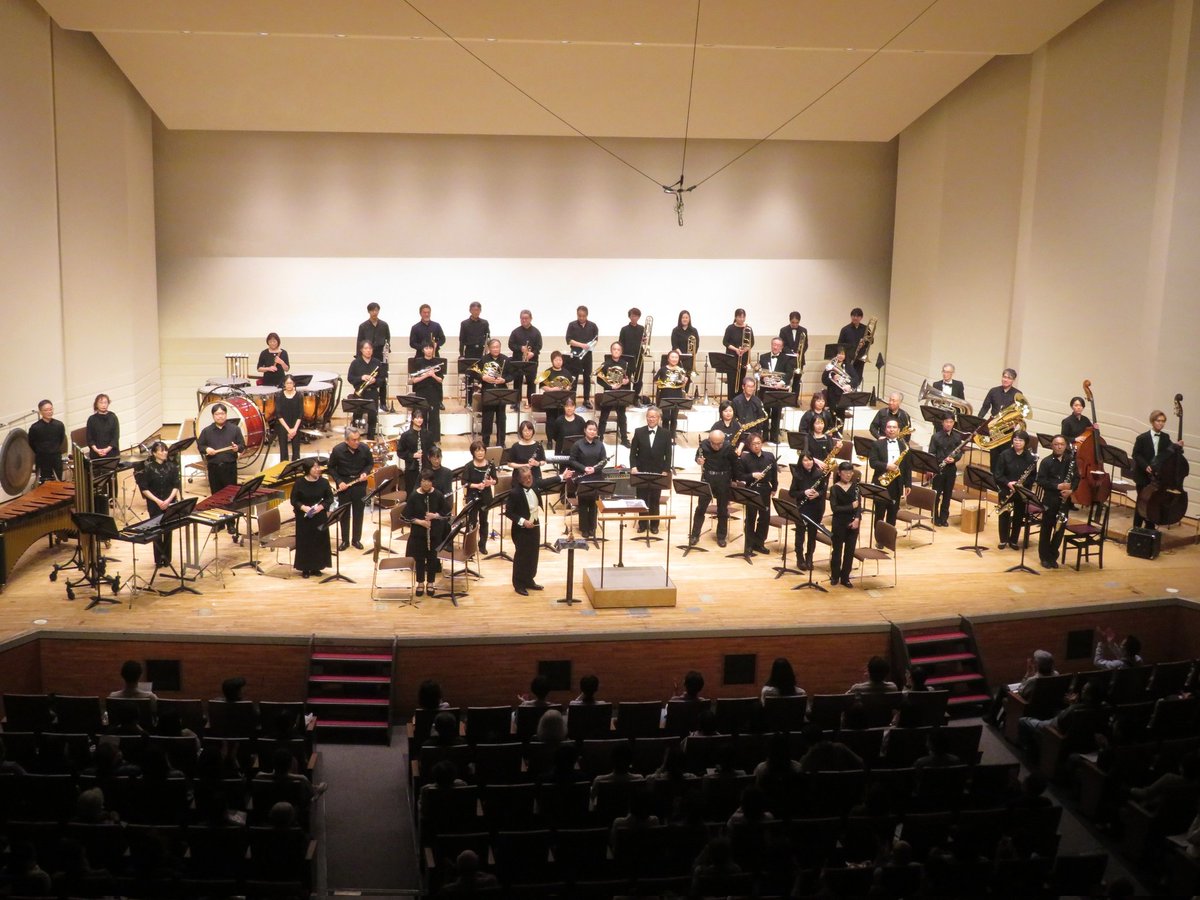 定期演奏会終演✨
ご来場頂きました皆様、ありがとうございました
600人を超えるお客様にご来場いただいた模様です。
プログラムが足りなくなり、ご迷惑おかけしました
来年も同じ日、同じ場所で演奏会開催します！
まとめは改めて。
取り急ぎご報告…