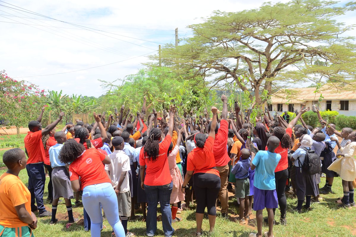 My Tree Initiative Organization (@mytreeuganda) on Twitter photo We'd like to appreciate <a href="/AbsaUganda/">Absa Bank Uganda</a> for prioritizing sustainability through student led environmental activities full of fun and learning, while improving the well-being of our community.
Happy World Earth Day.
#AbsaForSchools #AbsaForTrees We'd like to appreciate <a href="/AbsaUganda/">Absa Bank Uganda</a> for prioritizing sustainability through student led environmental activities full of fun and learning, while improving the well-being of our community.
Happy World Earth Day.
#AbsaForSchools #AbsaForTrees
