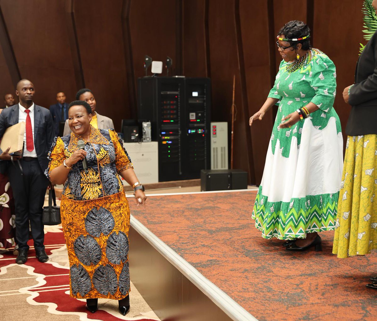 First Lady of Zimbabwe 🇿🇼 tweet media