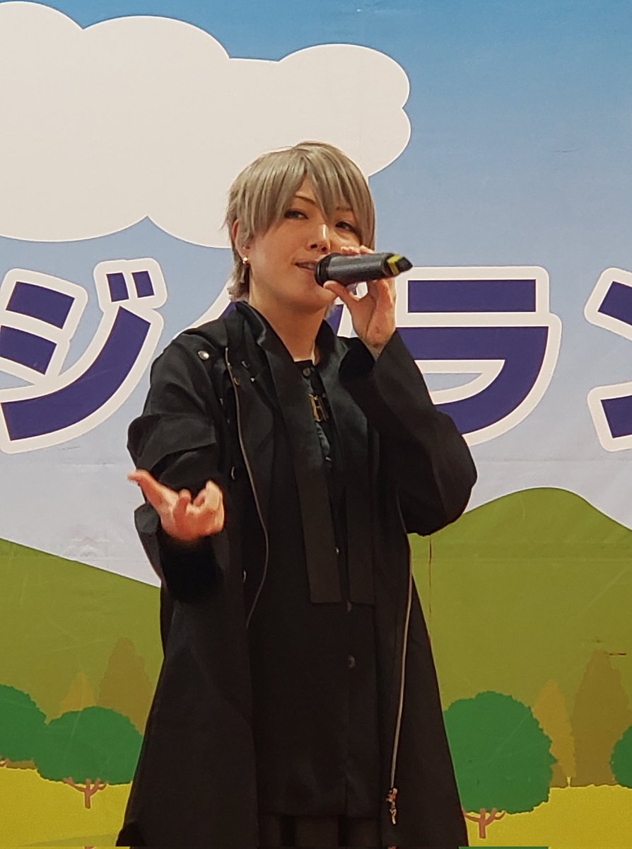 xBdRdKGPqbhIGwf's tweet image. 下手すりゃあ見るの今年初かも👀
久しぶりにワニワニ聴けた🐊🐊

#醒
#Class0
#とくこす
#とくこすinフジグラン北島