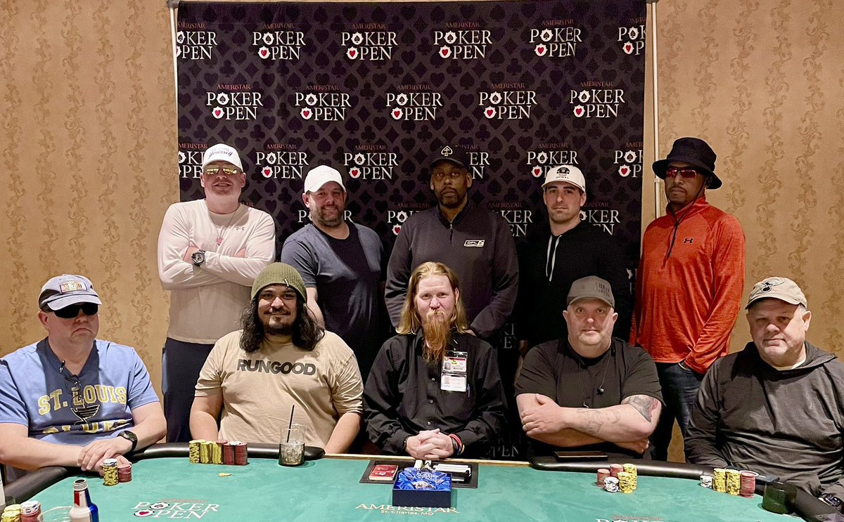 Poker with Pyzza tweet media