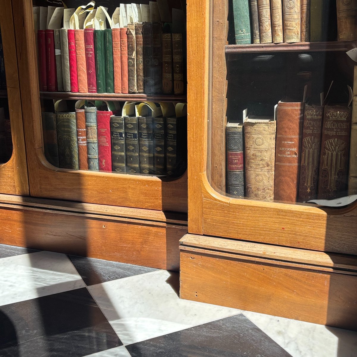 😁 Avui l’Ateneu Barcelonès recupera la normalitat en les seves activitats i tertúlies.

🏛️ Ens alegra tornar a compartir aquest espai de cultura i diàleg amb tots vosaltres. Esperem que estigueu bé i ahir tinguéssiu el millor dia possible!

🤩 Moltes gràcies per ser-hi i seguim!