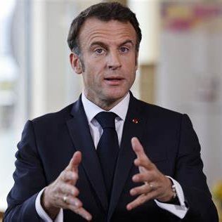 <a href="/AfricanHub_/">African Hub</a> Ended Operation Sabre by expelling French troops and military bases out of Burkina
President Ibrahim Traoré expelled French troops from Burkina Faso in 2023, officially ending Operation Sabre with a historic ceremony. The move reflects Traoré’s push for “win-win partnerships”