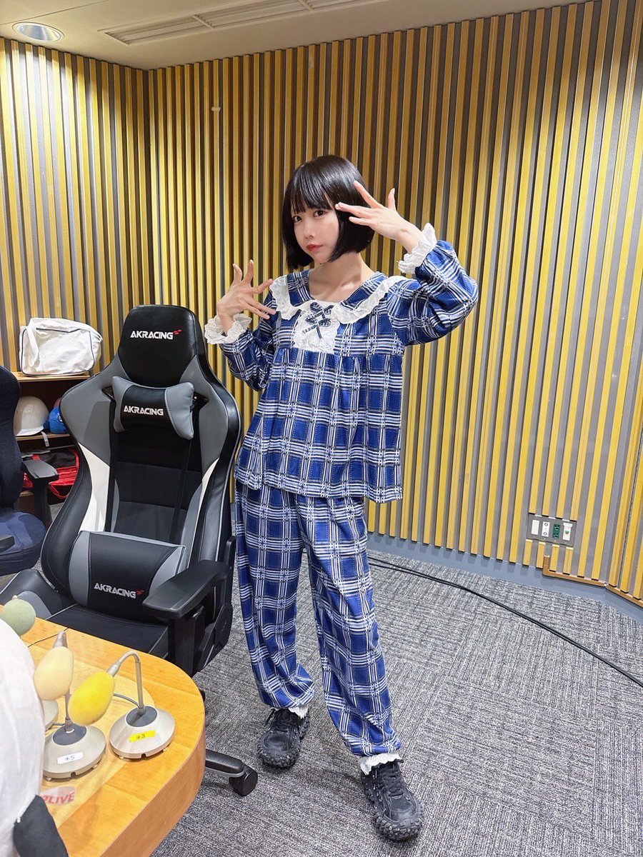 MEDIA】 本日のあのちゃん出演情報！ 18:00〜 🎧Podcast「あのと粗品の
