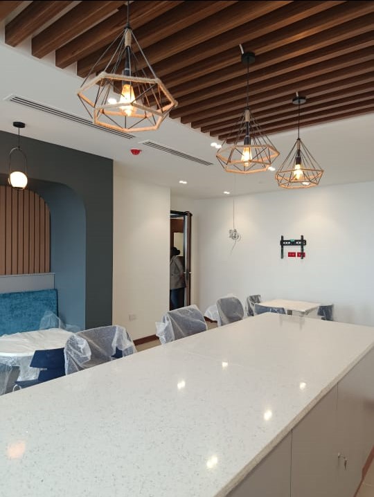 PIL_inspired's tweet photo. This office space for an International firm in Nairobi is designed to foster collaboration, innovation, and sustainability, creating a professional environment where teams can thrive and achieve excellence.

https://t.co/CvXGVkZY2b
#InteriorDesign #TukoSite #DesignByPIL #Nairobi https://t.co/wmlZpmLy3S