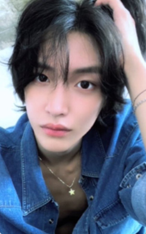 wtb lfs riize season’s greetings 2024

wonbin 

- can payo / will take lowest offers 
- good condition 
- onhand