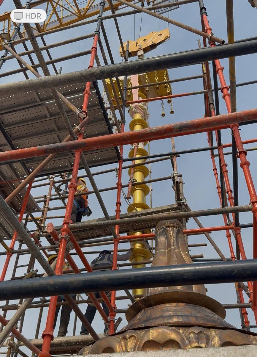विजय पताका फहराने के लिए राम जन्मस्थान मंदिर पर ध्वज दंड स्थापित...
