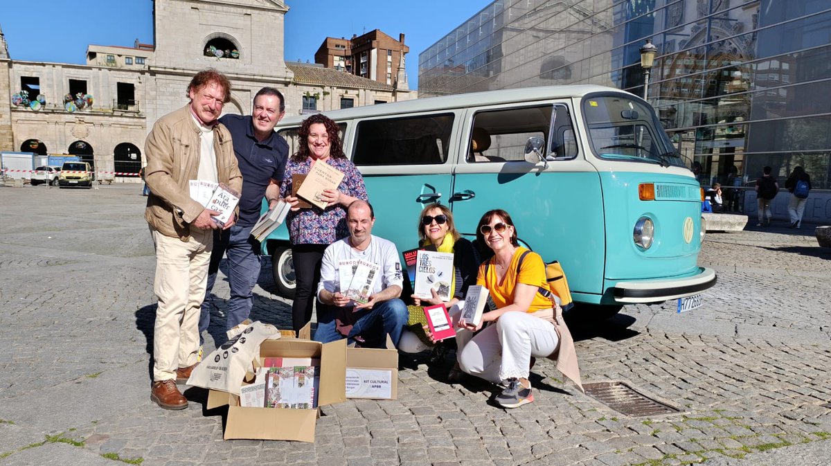 Asociación Profesionales de Bibliotecas de Burgos tweet media