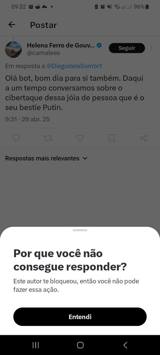 Espalha notícias falsas (acusou o Putin pelo apagão), é confrontada, chama-me bot, bloqueia-me e foge. É este o calibre da besta <a href="/camalees/">Helena Ferro de Gouveia</a>