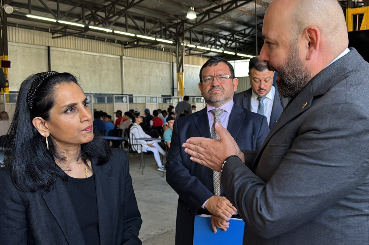 RuvenMenik's tweet photo. Costa Rica hosts +245,000 Nicaraguan refugees and asylum seekers—5% of its population. But with a 41% cut to UNHCR’s budget, vital services are vanishing. I met with national authorities: urgent funding is needed to preserve the asylum system. https://t.co/9hysnlKDH0
