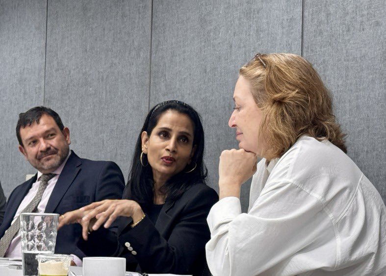 RuvenMenik's tweet photo. Costa Rica hosts +245,000 Nicaraguan refugees and asylum seekers—5% of its population. But with a 41% cut to UNHCR’s budget, vital services are vanishing. I met with national authorities: urgent funding is needed to preserve the asylum system. https://t.co/9hysnlKDH0