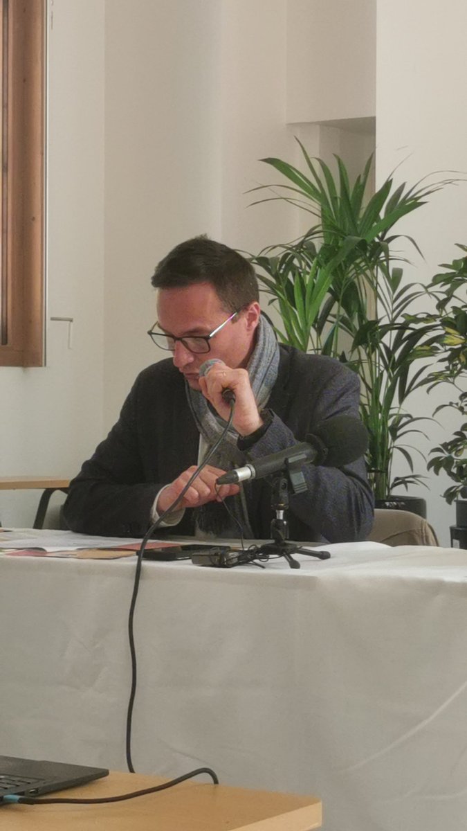 En direct
En plus du week-end du 16 au 18 mai, de nombreux événements arrivent... Le 30 avril, une conférence de JF Chiron, 1er mai, la Fête du Bocage, 6 mai, pièce de théâtre, 12 mai, dédicace de la BD, 13 mai, conférence de JM Petitclerc sur l'éducation, 27 mai Fête des Camille