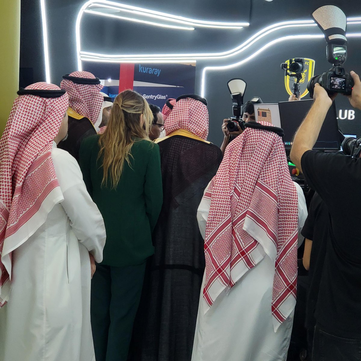 VITADetection's tweet image. 🚀We’re live!
World Stadiums and Arenas Summit Day 1 has officially kicked off, and we’ve already had the honor of welcoming prestigious governmental delegates to our booth.
Visit us at Booth #119 to explore VITA’s advanced screening technology!
#VITA #WSAS #StadiumDevelopment