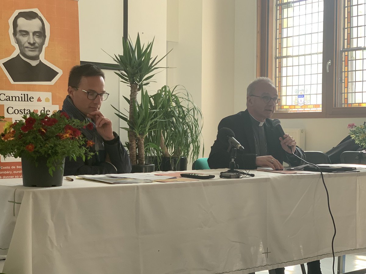 Conférence de presse en cours sur la béatification de Camille Costa de Beauregard, prévue a Chambéry le 17 mai. 

<a href="/CostaBeauregard/">Campus du Bocage - Lycée Costa de Beauregard</a> <a href="/Eglisecatho/">Église catholique en France</a>