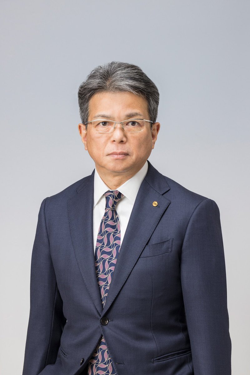 6644ezakin's tweet photo. @tomgarashi1 トヨタ自動車副社長宮崎洋一氏は神奈川大学経済学部卒🚙 https://t.co/xrNrDmPw8C