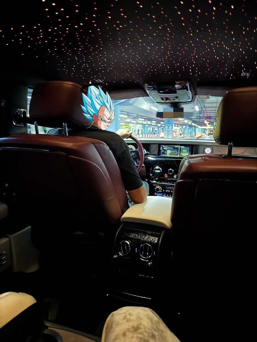 到迪拜了 

迪拜的兄弟们在哪里 面基！