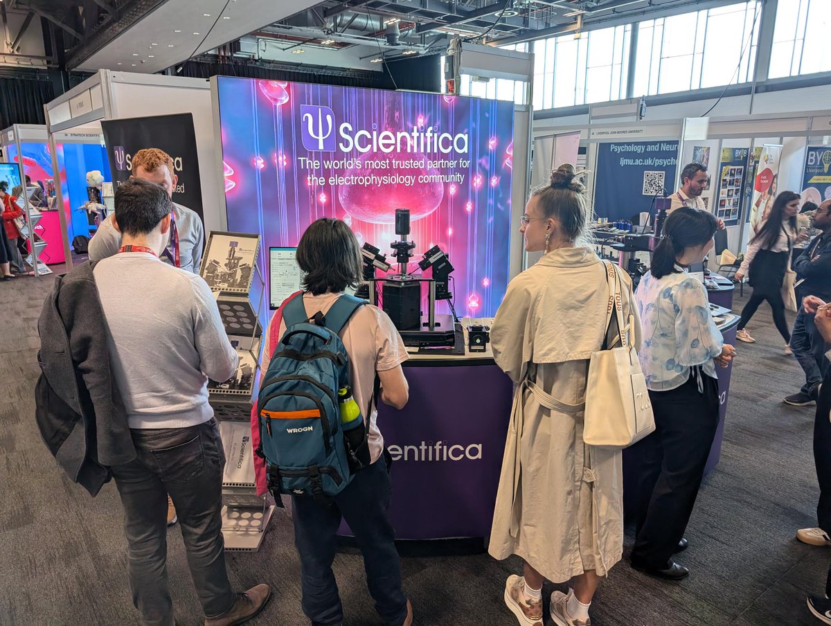 Scientifica_Int's tweet image. Great day 2 at #BNA2025 catching up with our brilliant customers and meeting many new people! Day 3 is here - don’t miss our Symposium at 11:20am. Dr. Sam Booker shares advice on turning your lab vision into reality, perfect for #postdocs planning their next step! 🔬@BritishNeuro