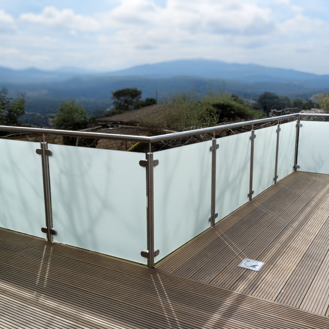 inoxdesignfr's tweet photo. [Nos clients le disent] 🥇 Avis de Claude : "Produit conforme à la commande. Livraison rapide !" Merci à vous 👍 https://t.co/e9S6VWl67J #inoxdesign #escalierinox #escalierdesign #gardecorpsinox #gardecorpsdesign #designinox https://t.co/0iGTVTdAAV